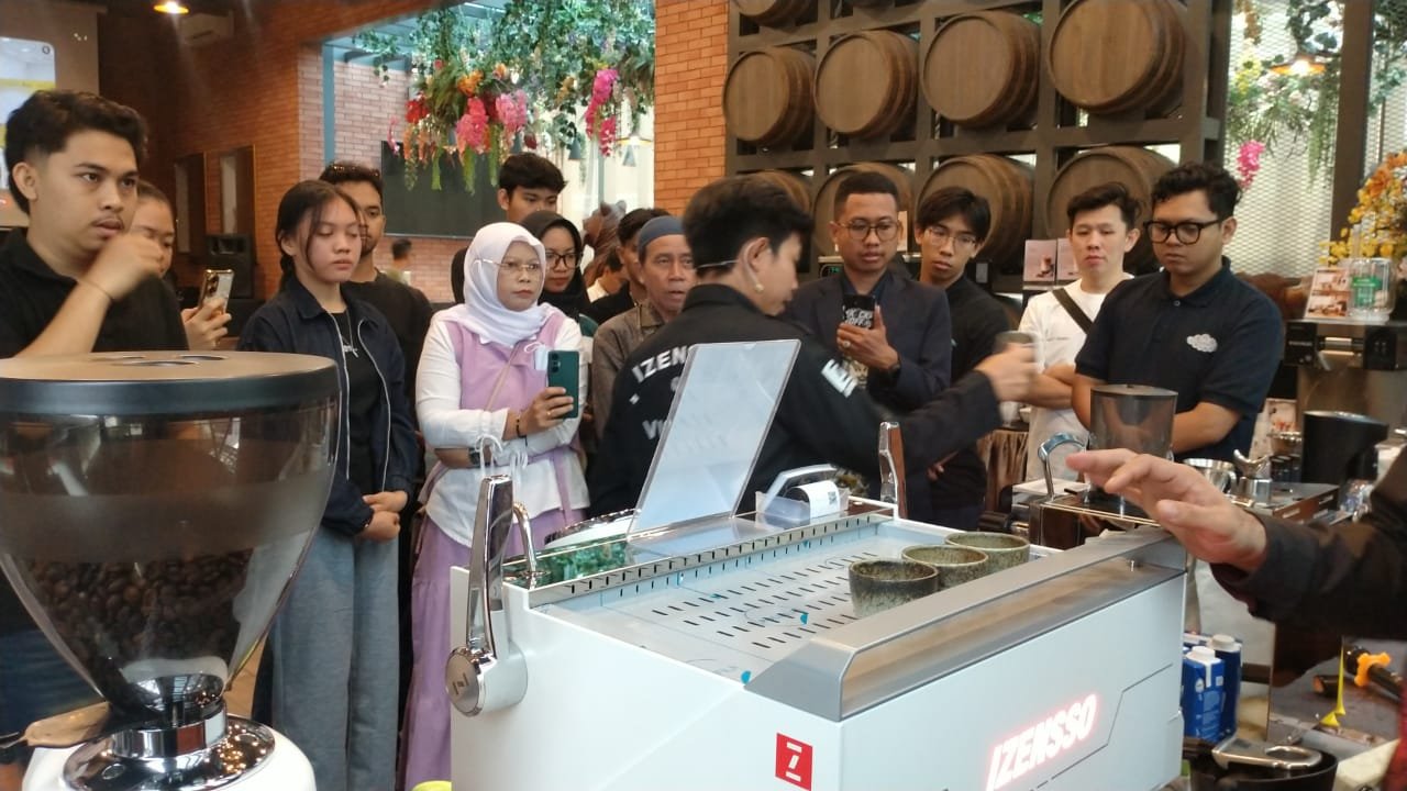 Gelar Brew & Blend di Jambi, Pelaku Usaha F&B Diajak Eksplorasi Peluang Bisnis Kopi Modern
